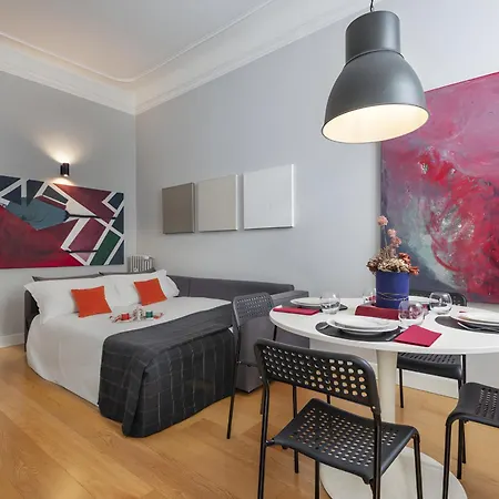 Luxury Design - 10 Minutes From Duomo شقة
