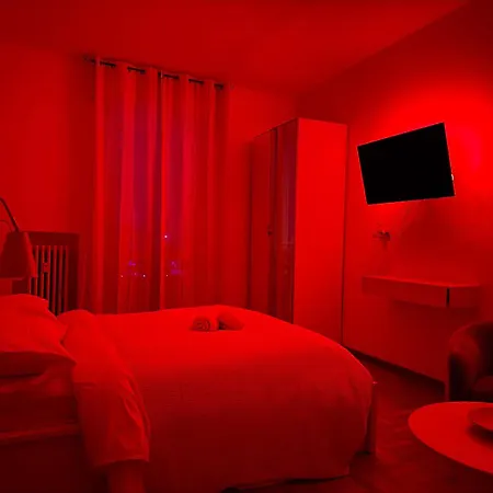 Appartamento Spacious With Romantic Balcony And 2 Bathrooms Milano