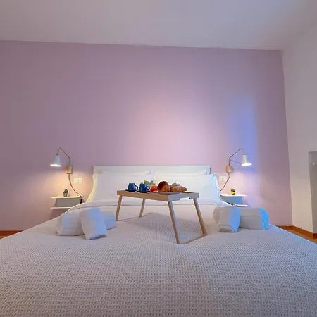 Spacious With Romantic Balcony And 2 Bathrooms * Milano