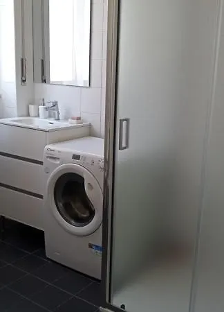 Isola Centro Bilocale Su 2 Livelli Free Wi-fi *