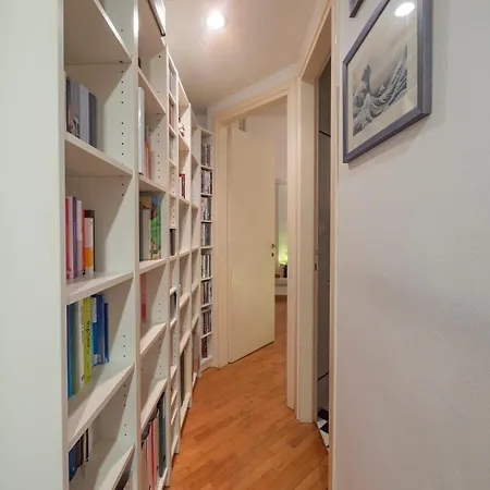 Apartment Xenia - Cozy Two-rooms In Corso Vercelli *