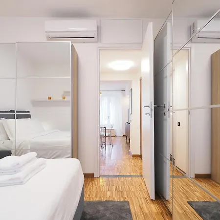 Arco Della Pace Charming Appartement