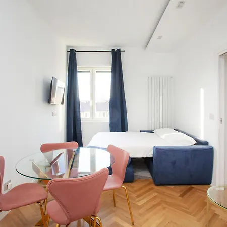 Апартаменты Fontana18 - Duomo View *