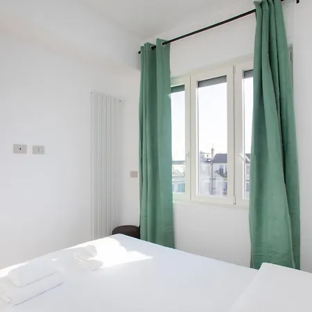 Fontana18 - Duomo View Апартаменты