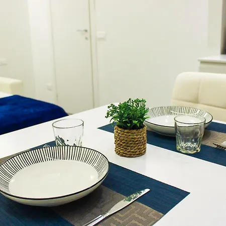 Lejlighed Stylish Studio Near Porta Garibaldi & Metro By Stay Mastery Milano