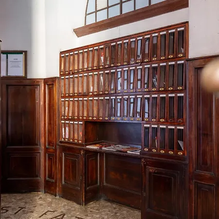 Apartamento Modern For 4 In Historical Building - Duomo View Milán