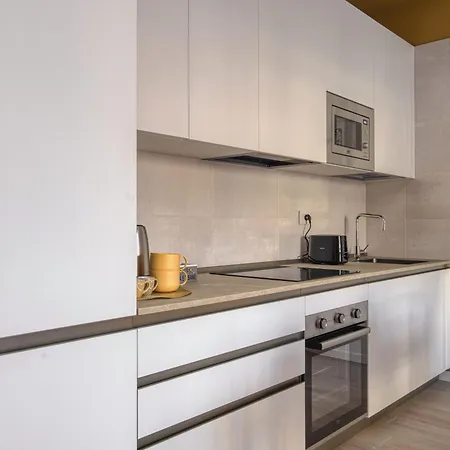 In Financial District 4 Pax * Mediolan