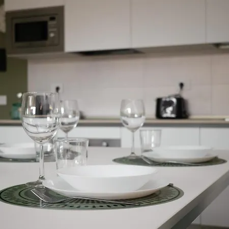 In Financial District 4 Pax Apartament *