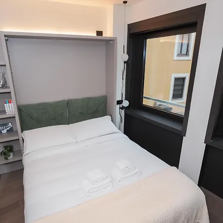Apartment Modern In Galleria Pattari - Steps To Duomo Milan