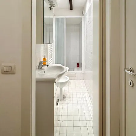 Rrrapido In Brera - Via Mercato *