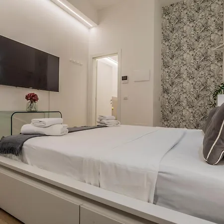 Apartman Bella In Duomo - 6 Guests Milánó