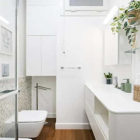 Easylife - Raffinato Con Balcone In Porta Romana Milan