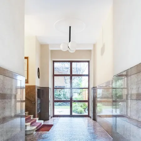 Easylife - Raffinato Con Balcone In Porta Romana * Milan
