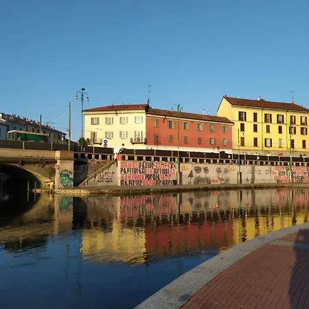 Navigli Con Bagno Privato *