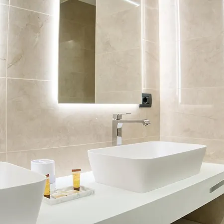 アパート Duomo Lux - Elite In The Heart Of ミラノ