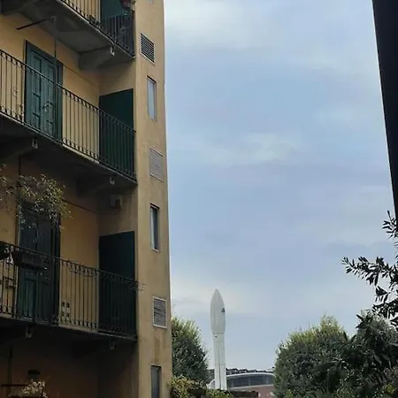 Private 1 Bedroom - Historic Center Apartamento Milão