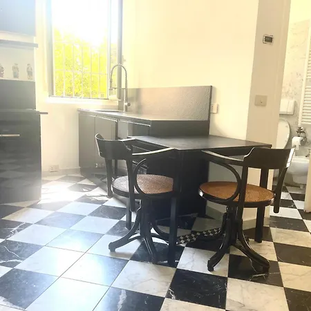 Private 1 Bedroom - Historic Center Apartamento Milão