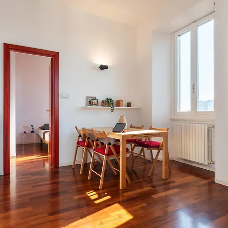 Giulio Flexyrent * Mediolan