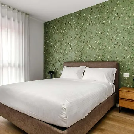 Limehome Park Towers Apartment