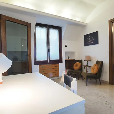 Appartement Primopiano - Napo Torriani C