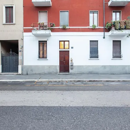 Boutique Con Cortile-design&fashion District Milán