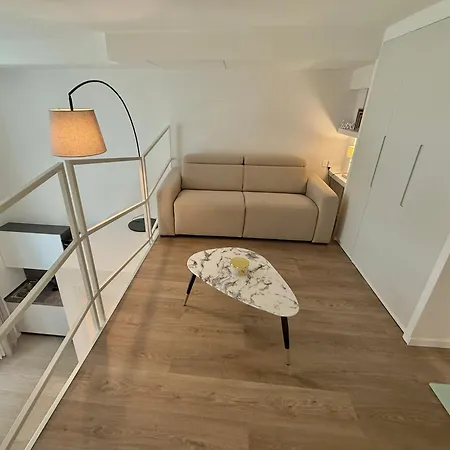 Maya Atelier Loft Apartment Milan