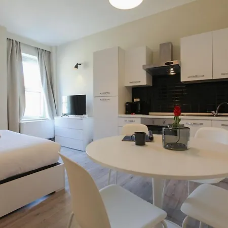 Apartment Station 2
