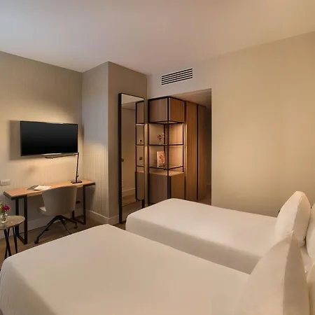 Nh Corso Buenos Aires 호텔 4*