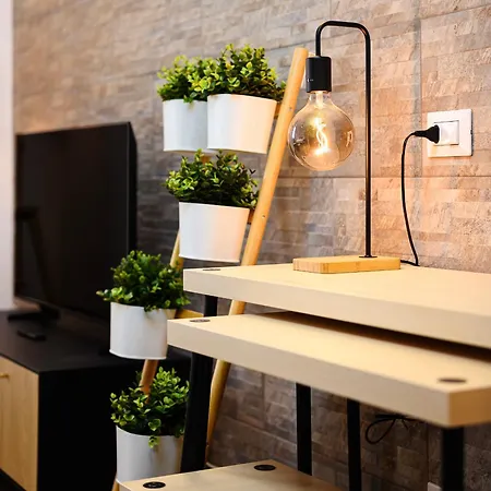 Insubria 8-6 - Monolocale Cool * ميلان