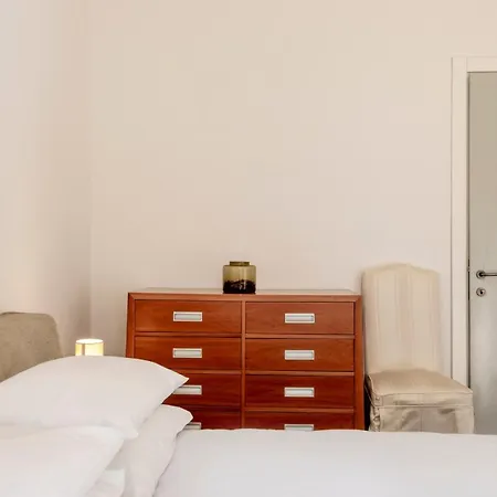Trilocale Corso Plebisciti - Dateo Apartman