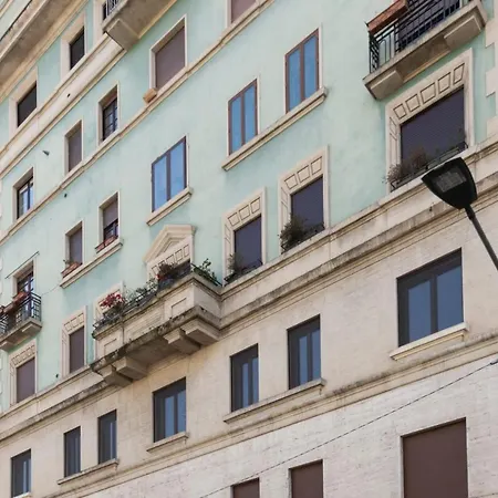 Trilocale Corso Plebisciti - Dateo Apartman Milánó