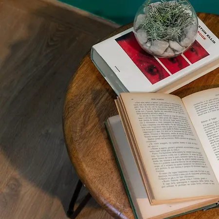 아파트 Bilocale Moderno Isola-garibaldi, 4 Posti, Wifi Veloce, Metro A 2 Minuti