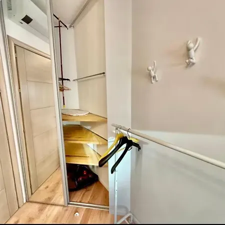 公寓 Lovelyview House 7min Da Duomo 米兰