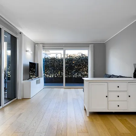 Ray 3 San Siro-fiera Apartamento *