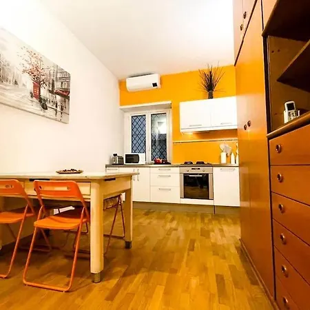 Life - Charming Joie De Vivre *