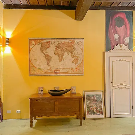 Peaceful Loft In The Heart Of Navigli 아파트 *