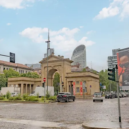 Lovely - Corso * Mailand