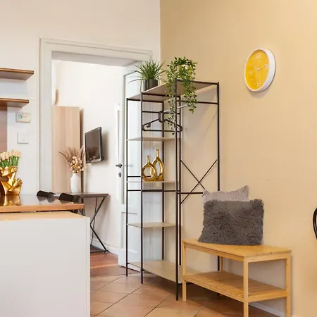 The Floral Haven - Near M3 Milano