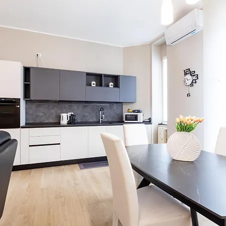 Apartment Certosa Enchanting With Balcony - Collection *