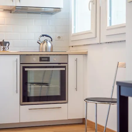 Duomo Line - Cozy, Modern Designed Flat * מילאנו