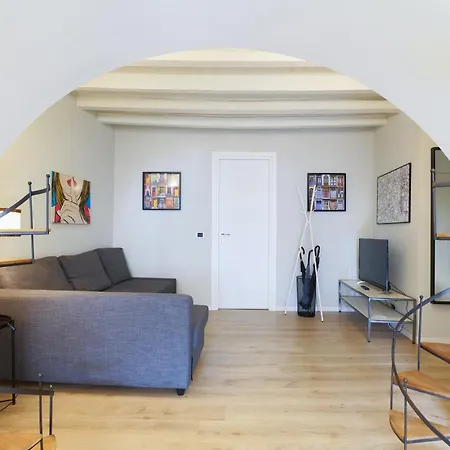 Brera In Gae Aulenti Milán