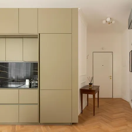 Santa Tecla Living Ruggero Di Lauria 2 Apartment Mailand