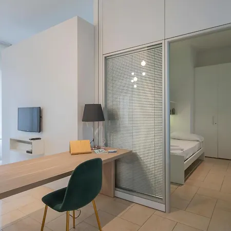 Youhosty - Via Savona 70 Mailand