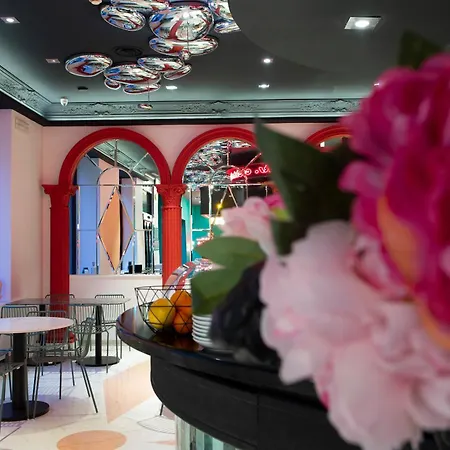 Casual Eclettico 3* Milano