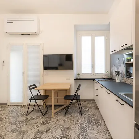 Apartment Tiny & Tidy In The Key Area Of *