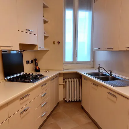 Apartment Luxury Castello Sforzesco-brera Milan