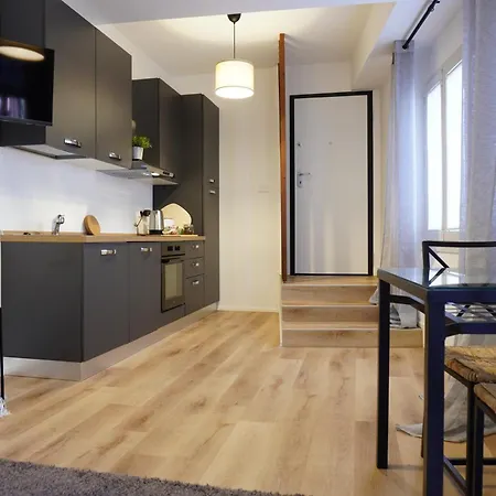 Appartement Sonnino Portello - At Your Place *