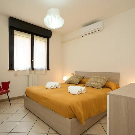 Apartment Humanitas House - 20 Minutes From Duomo - Navigli Milan
