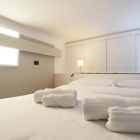 Primopiano - Cibrario Flats アパート ミラノ