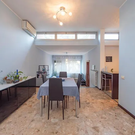 I Host - Falck 53 * מילאנו